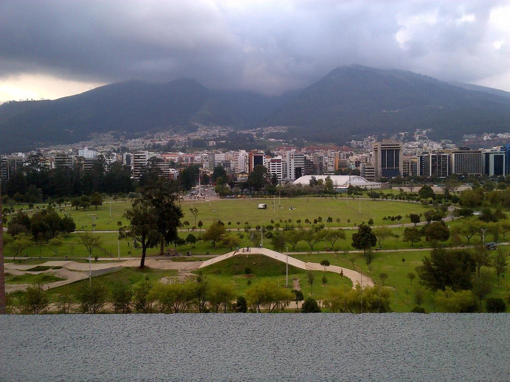 Misuitehotel La Carolina Quito Habitación foto